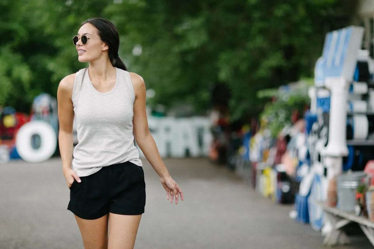 Calhoun Shorts in Black