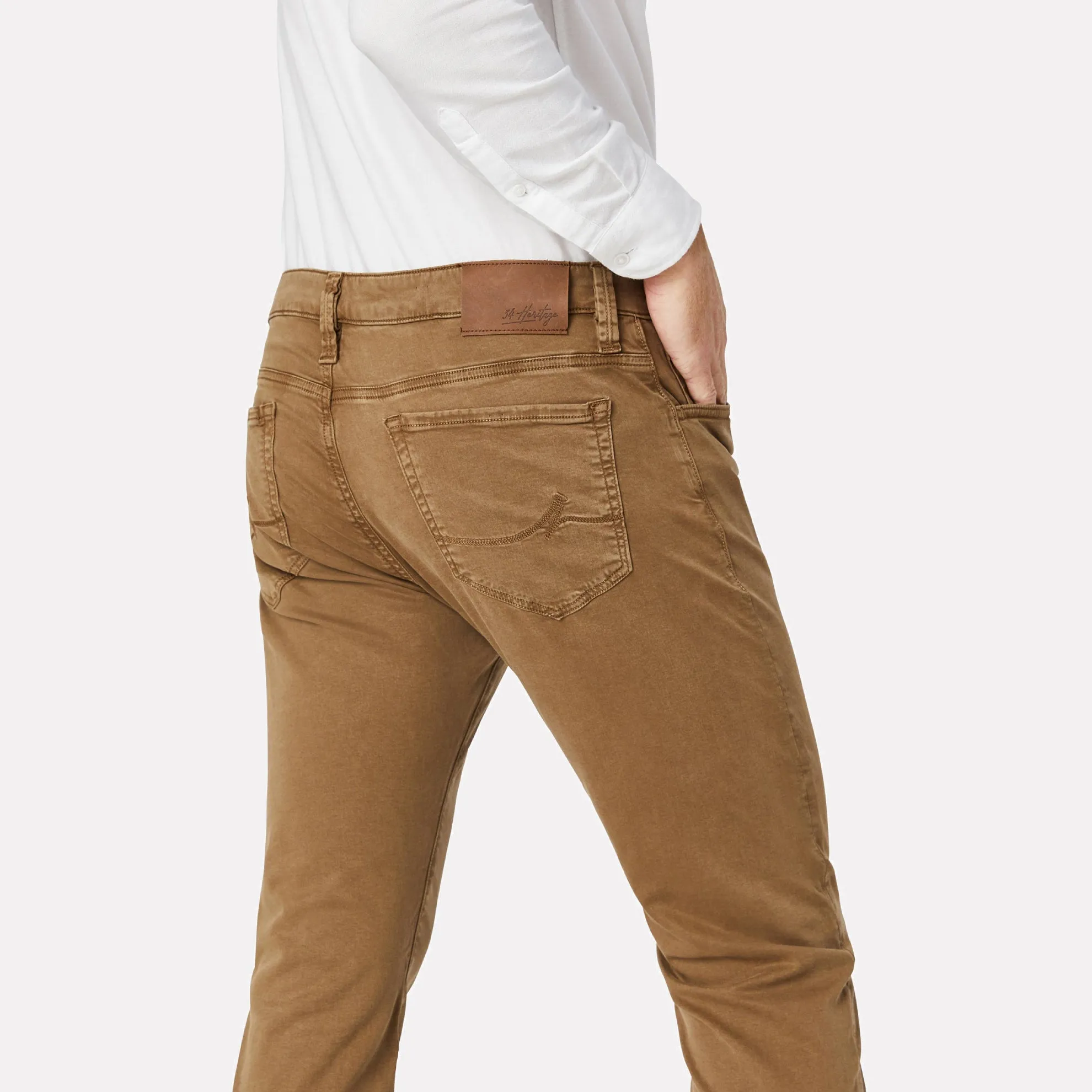 Cool Slim Fit Tapered Twill Jean / Tobacco