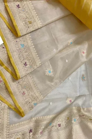 Elegant Off White Banarasi Kora Silk Handloom Saree