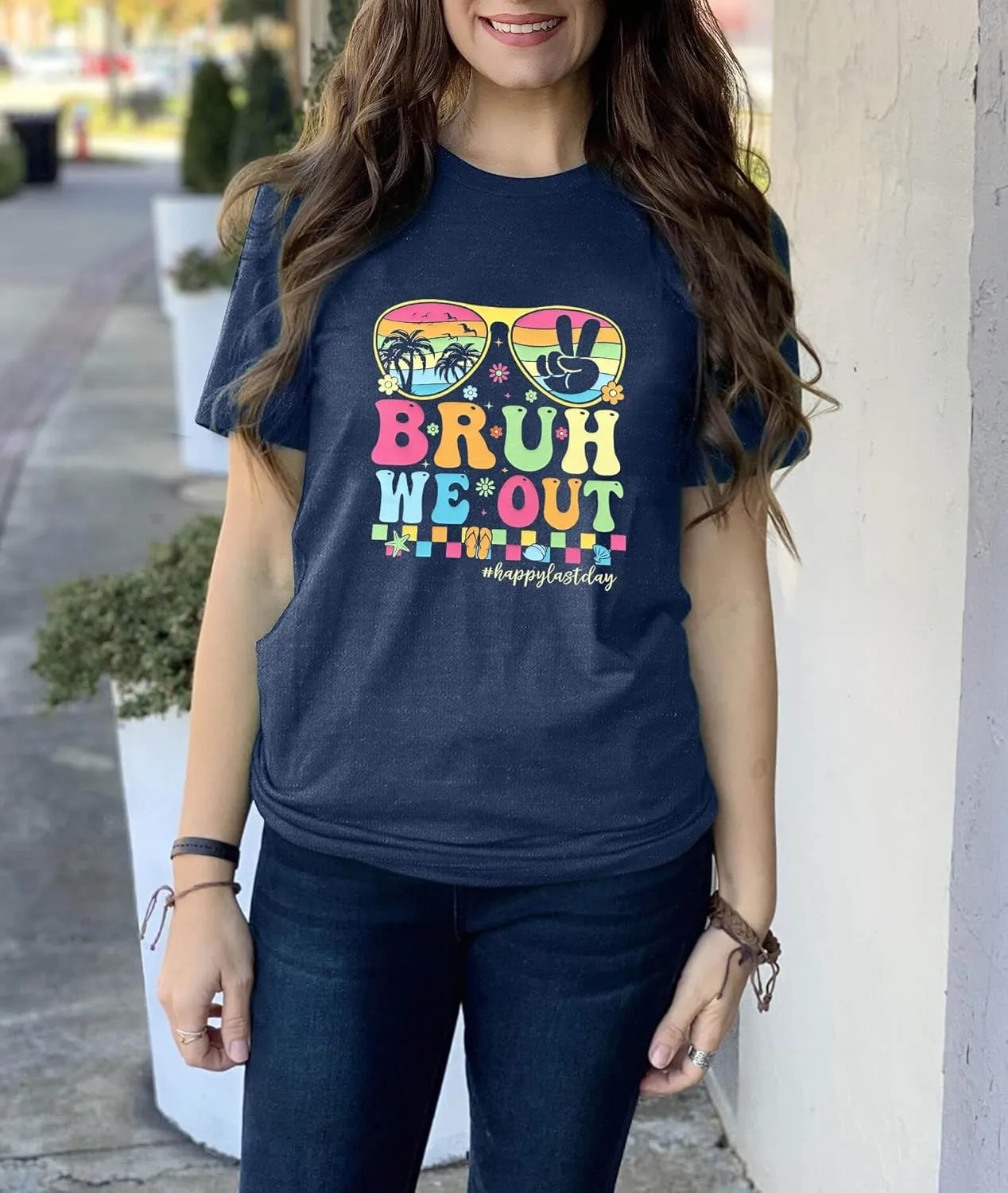 Last Day of School Teacher Shirt Womens Schools Out for Summer T-Shirt Happy Last Day Tee Tops