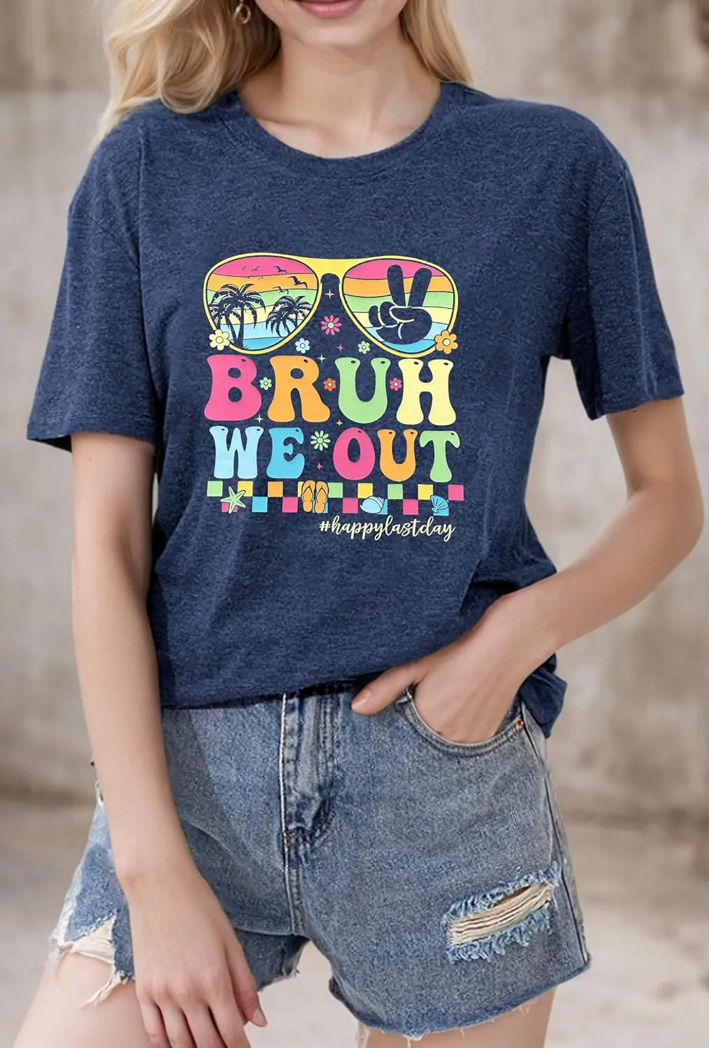 Last Day of School Teacher Shirt Womens Schools Out for Summer T-Shirt Happy Last Day Tee Tops