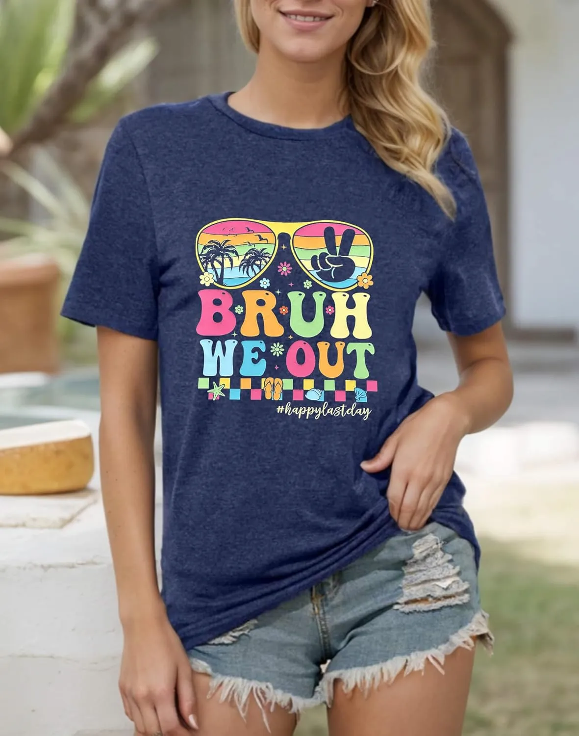 Last Day of School Teacher Shirt Womens Schools Out for Summer T-Shirt Happy Last Day Tee Tops