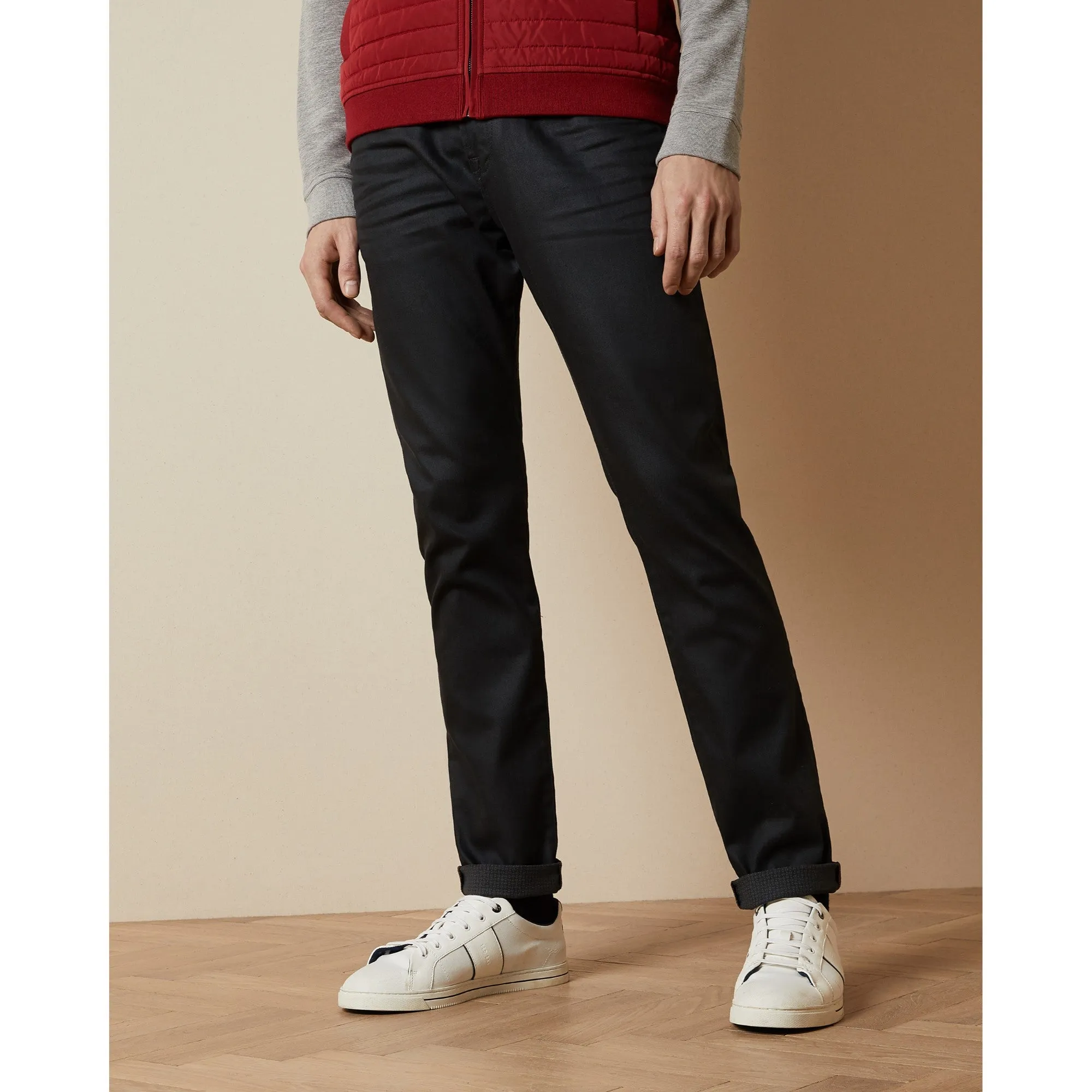 Men Tupreem-Tapered Printed Hem Jean - Grey