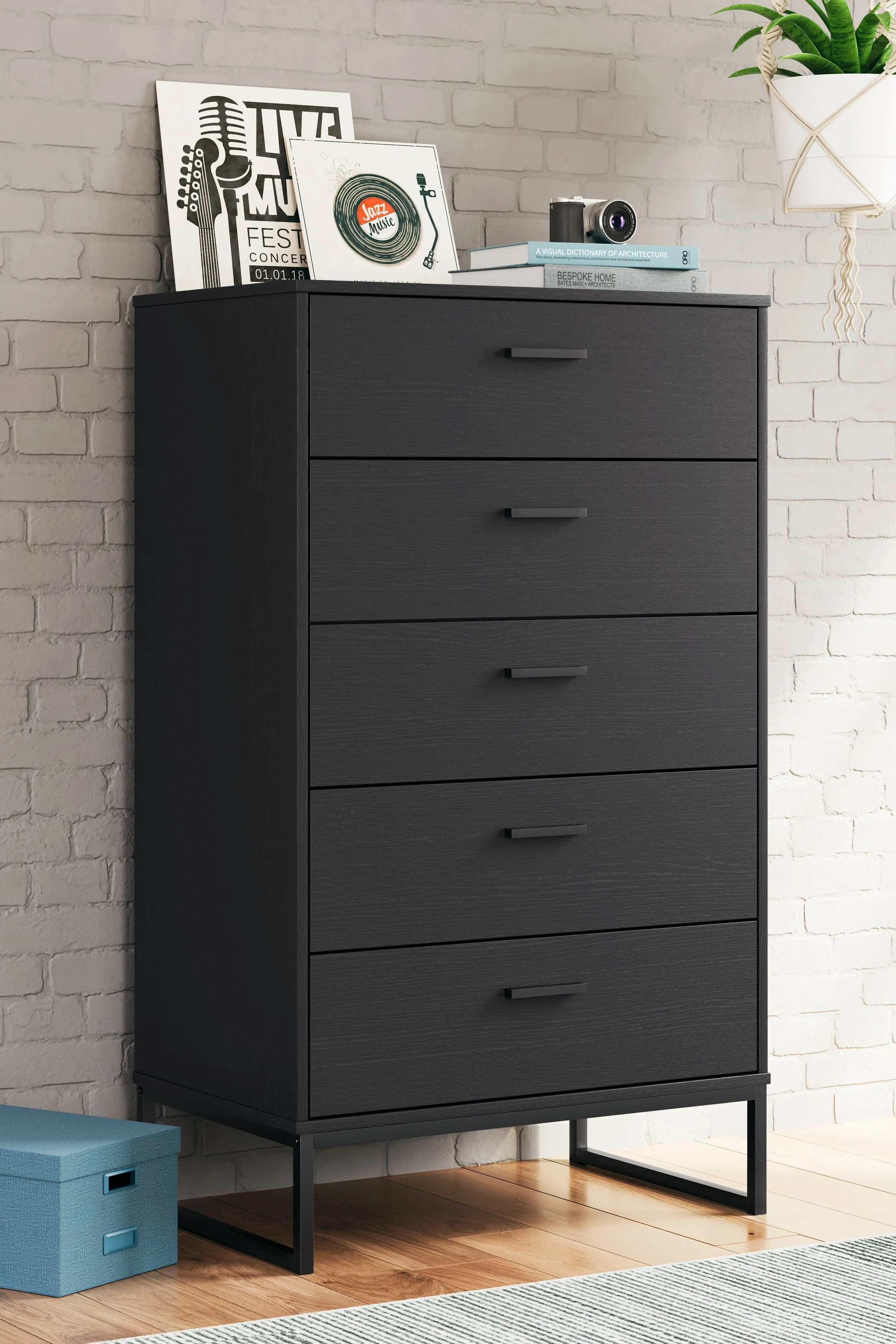 Socalle Twin Panel Platform Bed with Dresser, Chest and Nightstand in Black